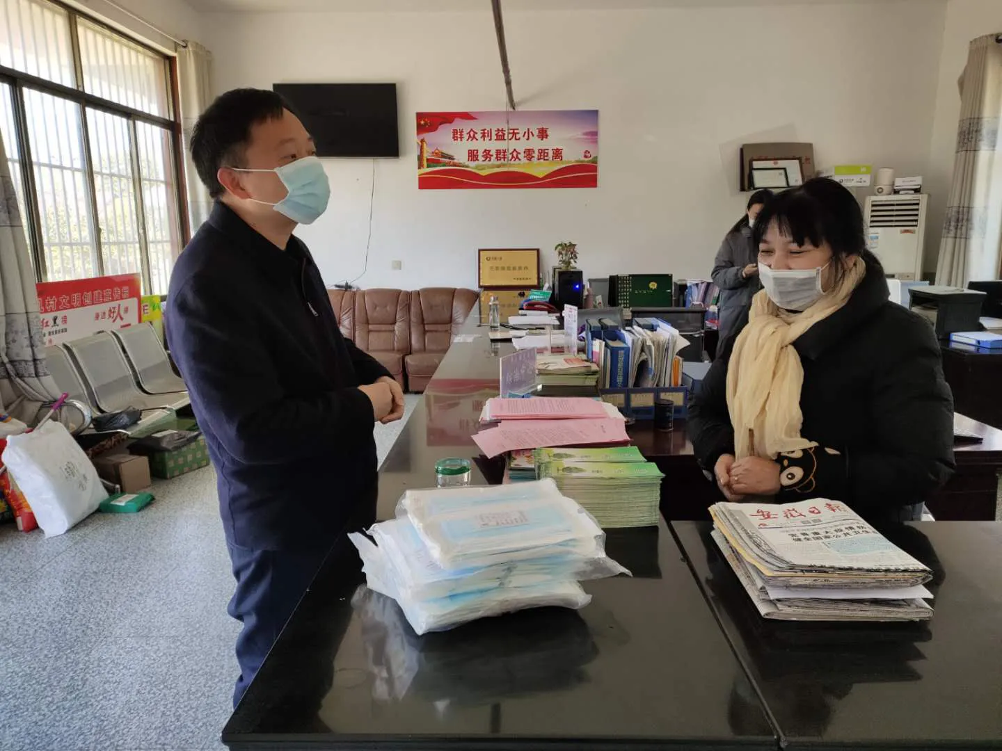 Jinlong Company takes practical actions to assist the front line of epidemic prevention and control