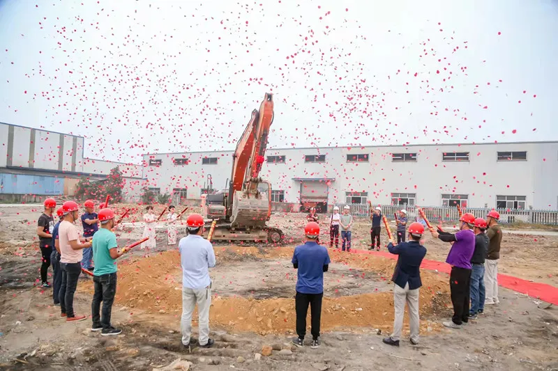 筑梦新阵地 造梦津龙园 Building a New Frontier for Dreams, Creating Dreams in Jinlong Garden
